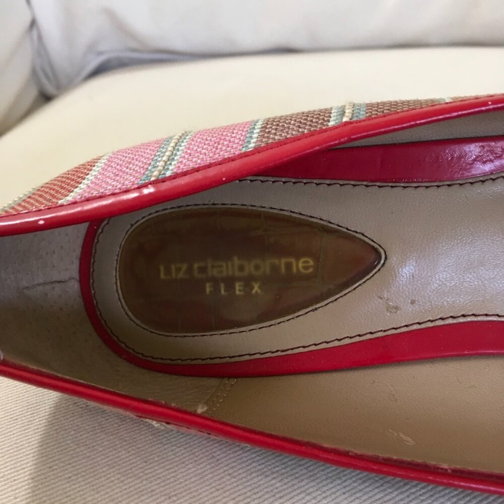 Liz Claiborne Logan Flex Heels - Picture 5 of 8